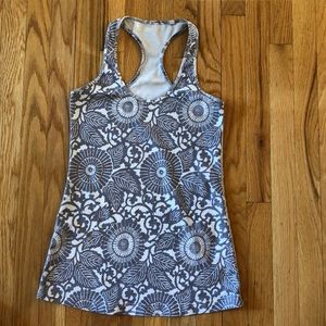 Lululemon cool racer back tank size 6